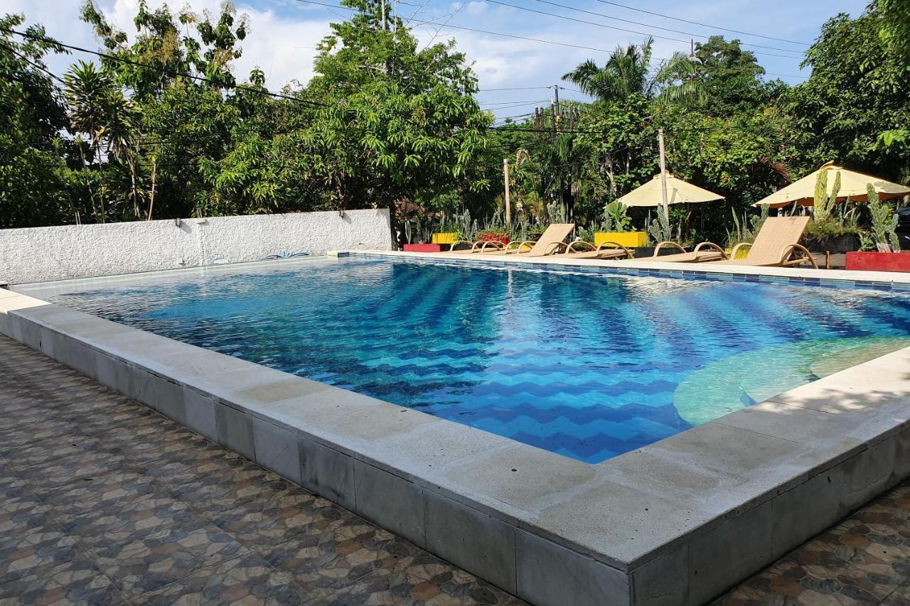 Oyo 3186 Thomas Garden Place Uluwatu Eksteriør bilde